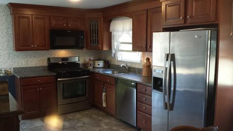 127 Garnet St, Springfield, MA 01129 photo 6
