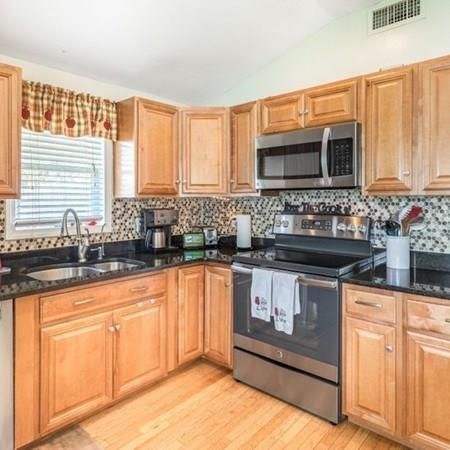 31 Mcdevitt Rd, Randolph, MA 02368 photo 10