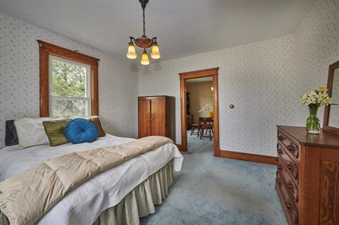 96 Briggs St, Easthampton, MA 01027 photo 14