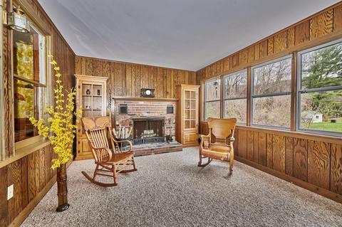 96 Briggs St, Easthampton, MA 01027 photo 7
