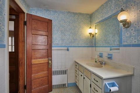 96 Briggs St, Easthampton, MA 01027 photo 16