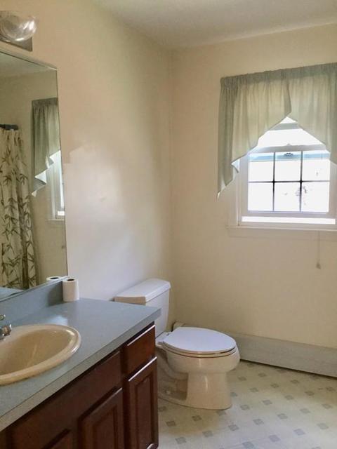 136 Macarthur Rd, Northbridge, MA 01534 photo 23