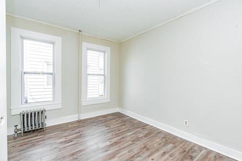 17 Marble St, Springfield, MA 01105 photo 12