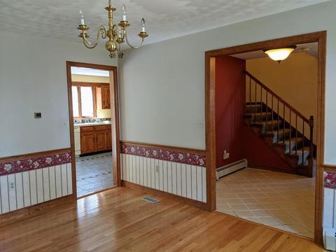 18 Glenview St, Upton, MA 01568 photo 5