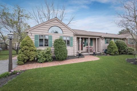 9 Crestline Cir, Danvers, MA 01923 photo 1