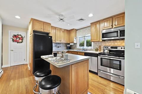 9 Crestline Cir, Danvers, MA 01923 photo 7