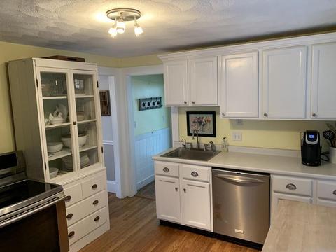 10 Pinevale Ave, Reading, MA 01867 photo 15