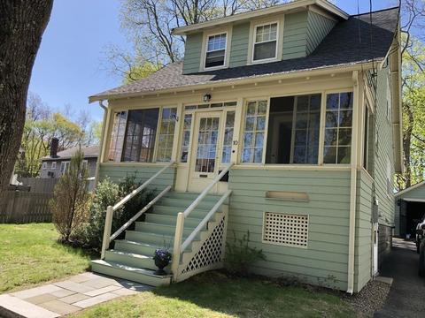 10 Pinevale Ave, Reading, MA 01867 photo 2