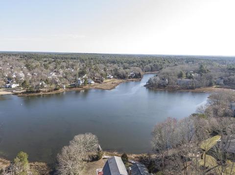 51 Edgewater Way, Wareham, MA 02571 photo 5