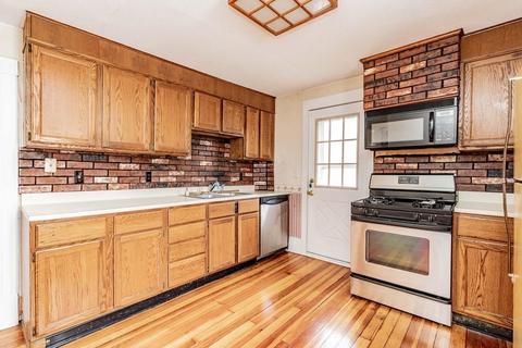 51 Maple Ter, West Springfield, MA 01089 photo 23