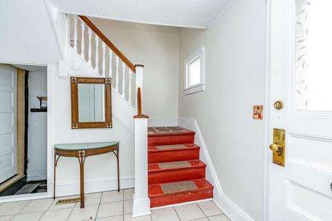 51 Maple Ter, West Springfield, MA 01089 photo 2