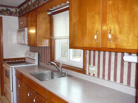 30 Smith St, Chicopee, MA 01020 photo 15