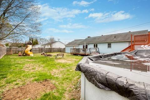 62 Dillon St, Chicopee, MA 01013 photo 18