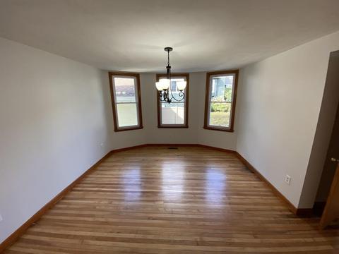 28 Moore Ave, Worcester, MA 01602 photo 4