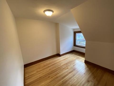 28 Moore Ave, Worcester, MA 01602 photo 9