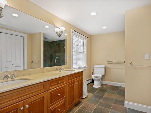 573 Webster St, Needham, MA 02494 photo 16