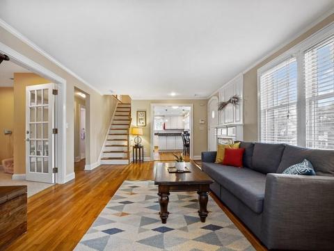 573 Webster St, Needham, MA 02494 photo 6