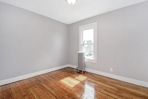 39 Acorn St, Springfield, MA 01109 photo 11
