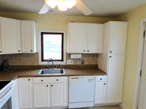 94 Surrey Rd, Springfield, MA 01118 photo 15
