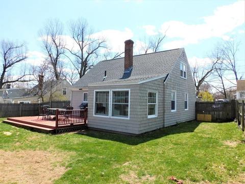 94 Surrey Rd, Springfield, MA 01118 photo 10