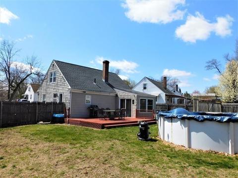 94 Surrey Rd, Springfield, MA 01118 photo 11