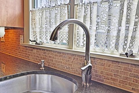 85 Vine St, Reading, MA 01867 photo 15