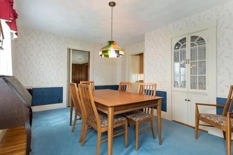 85 Vine St, Reading, MA 01867 photo 9