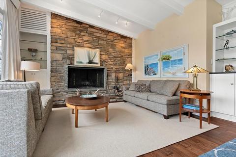 12 Old Brook Dr, Worcester, MA 01609 photo 8