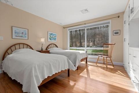 12 Old Brook Dr, Worcester, MA 01609 photo 20