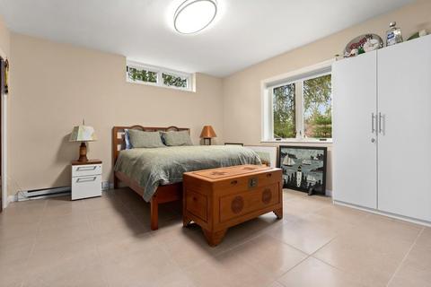12 Old Brook Dr, Worcester, MA 01609 photo 31