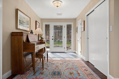 12 Old Brook Dr, Worcester, MA 01609 photo 10