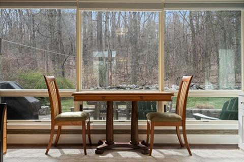 12 Old Brook Dr, Worcester, MA 01609 photo 13
