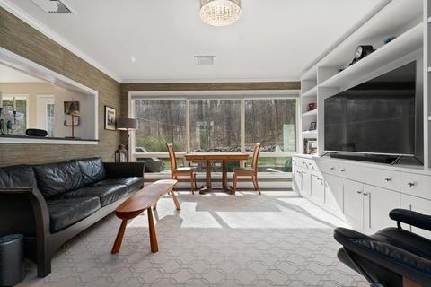 12 Old Brook Dr, Worcester, MA 01609 photo 12