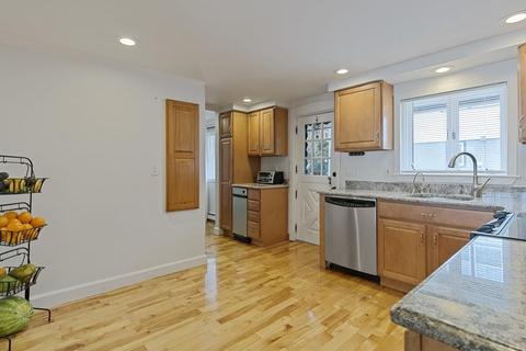 20 Elliott Rd, Everett, MA 02149 photo 10