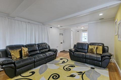 20 Elliott Rd, Everett, MA 02149 photo 8