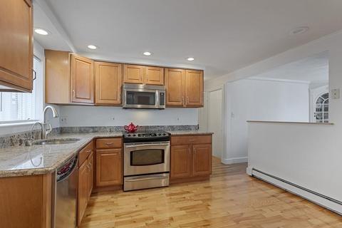 20 Elliott Rd, Everett, MA 02149 photo 9