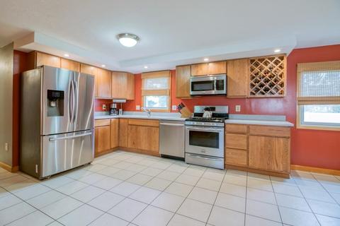88 Butternut St, Springfield, MA 01128 photo 7