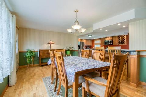 88 Butternut St, Springfield, MA 01128 photo 10