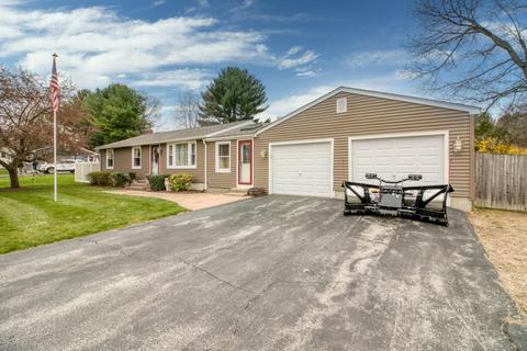 88 Butternut St, Springfield, MA 01128 photo 3