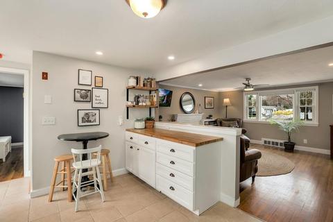 7 Webb Rd, Sharon, MA 02067 photo 10