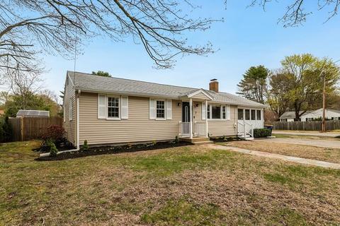 7 Webb Rd, Sharon, MA 02067 photo 2