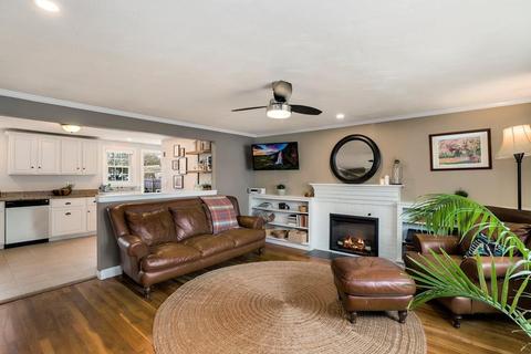 7 Webb Rd, Sharon, MA 02067 photo 4