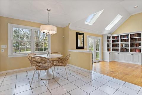4 Langlee Rd, Hingham, MA 02043 photo 3