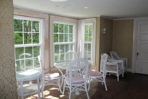 750 School St, Webster, MA 01570 photo 4