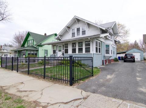 89 Maynard St, Springfield, MA 01109 photo 2