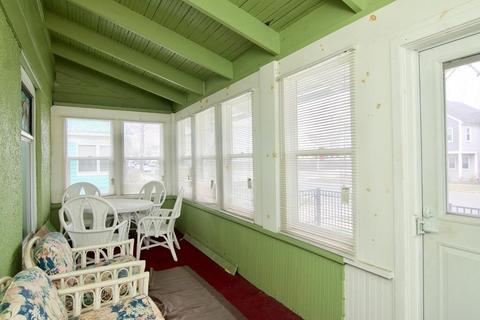 89 Maynard St, Springfield, MA 01109 photo 4