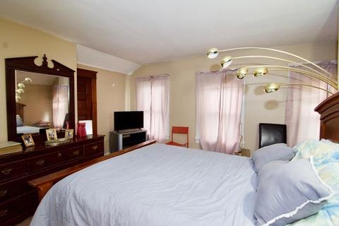 89 Maynard St, Springfield, MA 01109 photo 25