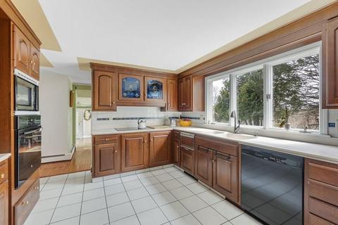 204 Sterling Rd, Lancaster, MA 01523 photo 18