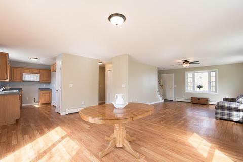 35 Aberdeen St, Fall River, MA 02721 photo 9