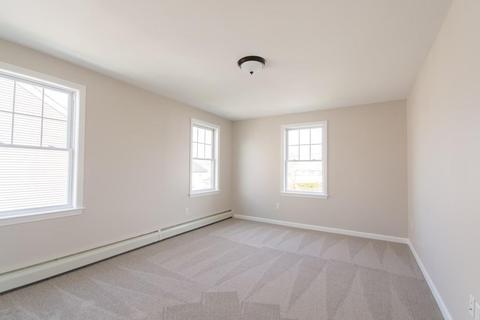 35 Aberdeen St, Fall River, MA 02721 photo 16